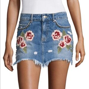 Free People Denim Skirt Wild Rose Embroidered Distressed  Sz 24 Waist